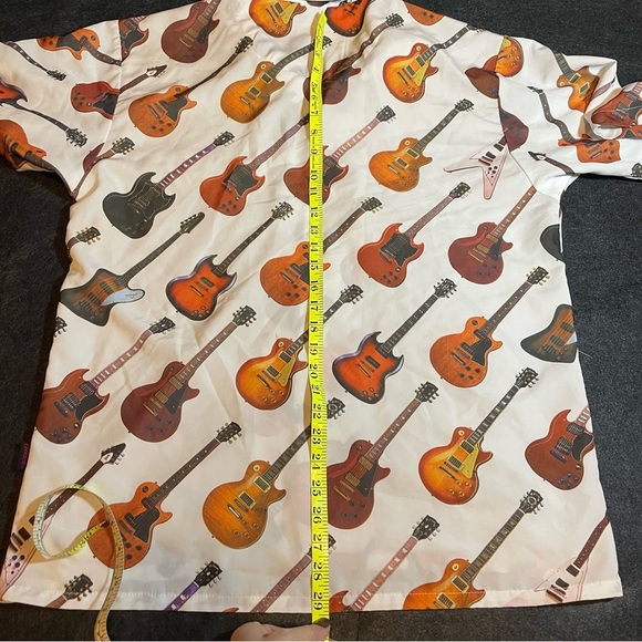 Gibson Guitar Tour Shirt Men’s Size Medium. Button up. Classic. Music. - Picture 11 of 11